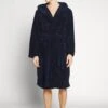 Pier One Badekåpe - Dark Blue -Moderne Klaer 03ccb1ba95c241dcba04d4c7b1d79d77
