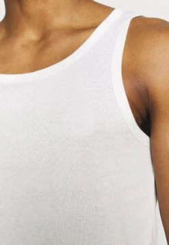 Pier One 3 Pack - Undertrøye - White -Moderne Klaer 0b456dc968784ce6b1e3c2c6a68a1299