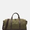Pier One Unisex - Reiseveske - Khaki -Moderne Klaer 173f6b9683804623b80c055b09c875a3