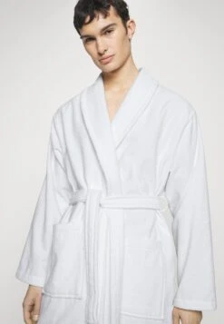 Pier One Shawl Towel Bathrobe - Badekåpe - White -Moderne Klaer 1750537fe5284a27957b17c8aded1f98