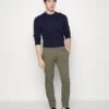 Pier One 2 Pack - Chinos - Black/Olive -Moderne Klaer 18008a46c97a410c9ee9fa193600f5b4