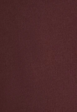 Pier One 3 Pack - T-Shirts - Black/Grey/Bordeaux 19 Pier One 3 Pack - T-Shirts - Black/Grey/Bordeaux -Moderne Klaer 1bfe5512547f415990250084a747d41a