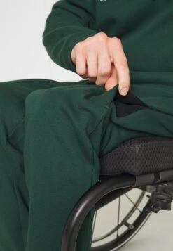 Pier One Joggebukse - Dark Green -Moderne Klaer 2798603756624471b354f03510800ee8