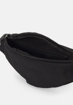 Pier One Rumpetaske - Black -Moderne Klaer 31346e2a4e614e92be13399d71ffc238