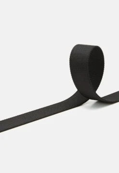 Pier One Unisex 3 Pack - Belte - Black/Dark Blue/Grey -Moderne Klaer 3f503aa15faf4a28af33bad9056a0b46