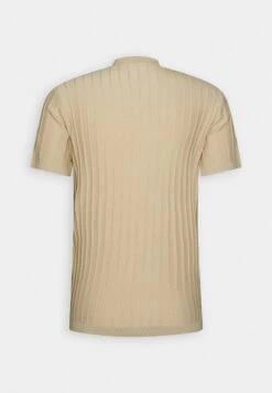 Pier One T-Shirts Med Print - Beige 13 Pier One T-Shirts Med Print - Beige -Moderne Klaer 443087d908e44a52945f6acca166f876