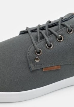 Pier One Unisex - Joggesko - Grey -Moderne Klaer 48278368258a4d6fb952e253fa22ff47