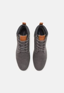 Pier One Høye Joggesko - Grey 11 Pier One Høye Joggesko - Grey -Moderne Klaer 4b863fe8b6cd4ae4b084dd1e7e63ca76