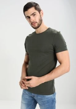 Pier One 2 Pack - T-Shirts - Black -Moderne Klaer 67d53c8828e0474aa833413567e03b74