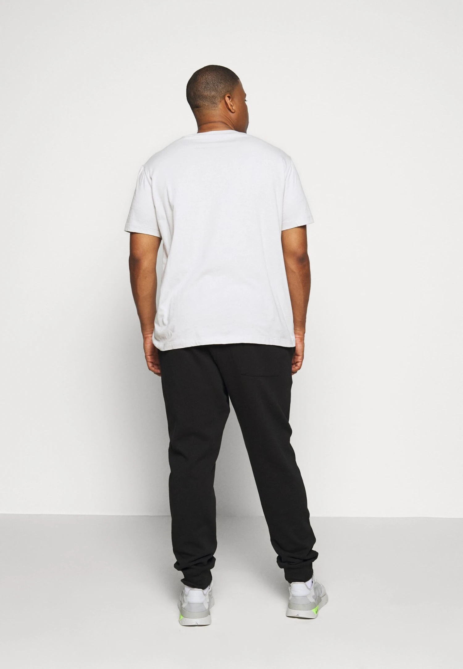 Pier One Joggebukse - Black 5 Pier One Joggebukse - Black - Bilde 3