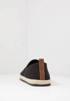 Pier One Rena Espadrille Unisex - Loafers - Black -Moderne Klaer 7feacd16e0f641c0a3bc1ce06bef0121