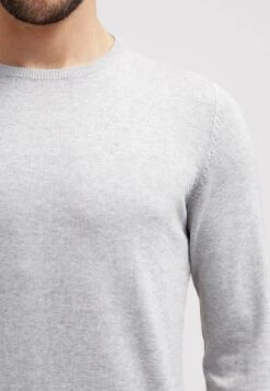 Pier One Basic Crewneck - Strikkegenser - Light Grey -Moderne Klaer 84bce05096b94c09b9c8a396de30ba85