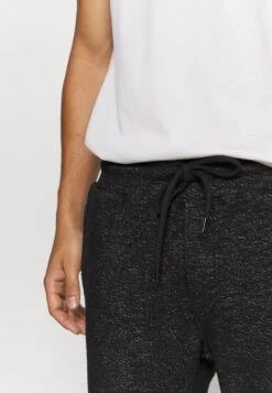 Pier One Shorts - Mottled Black 13 Pier One Shorts - Mottled Black -Moderne Klaer 9669b66e874744c1ba451014337cf24a