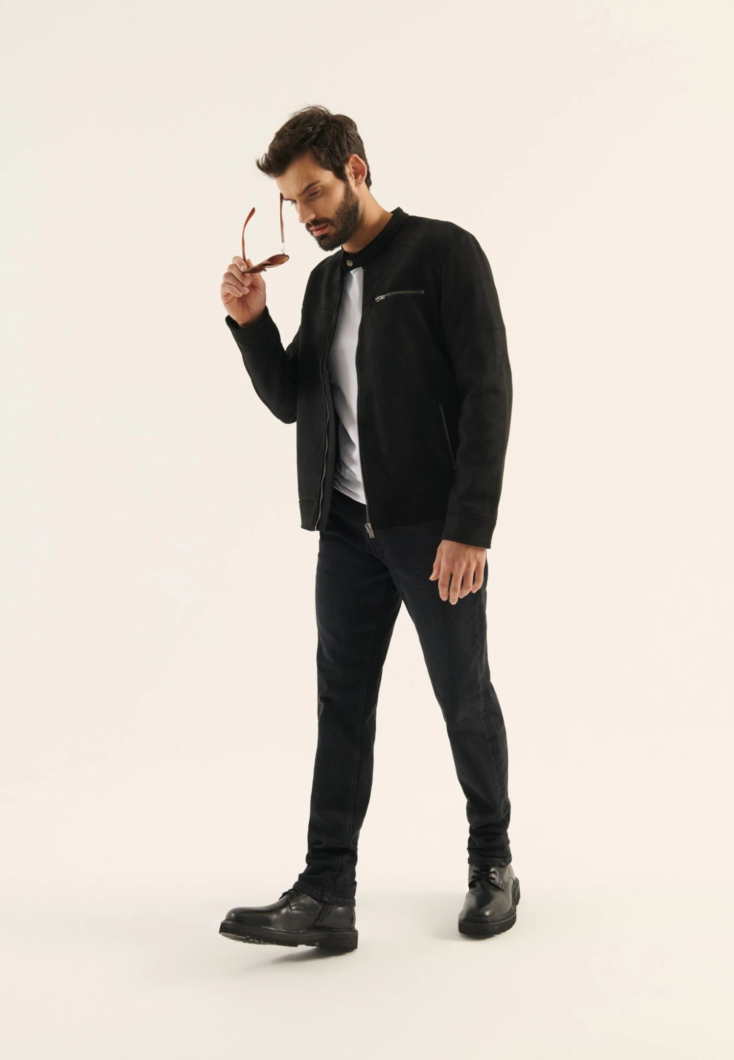 Pier One Imitert Skinnjakke - Black 4 Pier One Imitert Skinnjakke - Black - Bilde 2