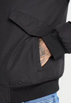 Pier One Vinterjakke - Black -Moderne Klaer ae88e11f610a4dc79ec91c66d3157115