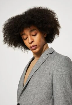 Pier One Dressjakke - Grey -Moderne Klaer b7742fdfbb644ae3b4a0eb5b6c9f5604