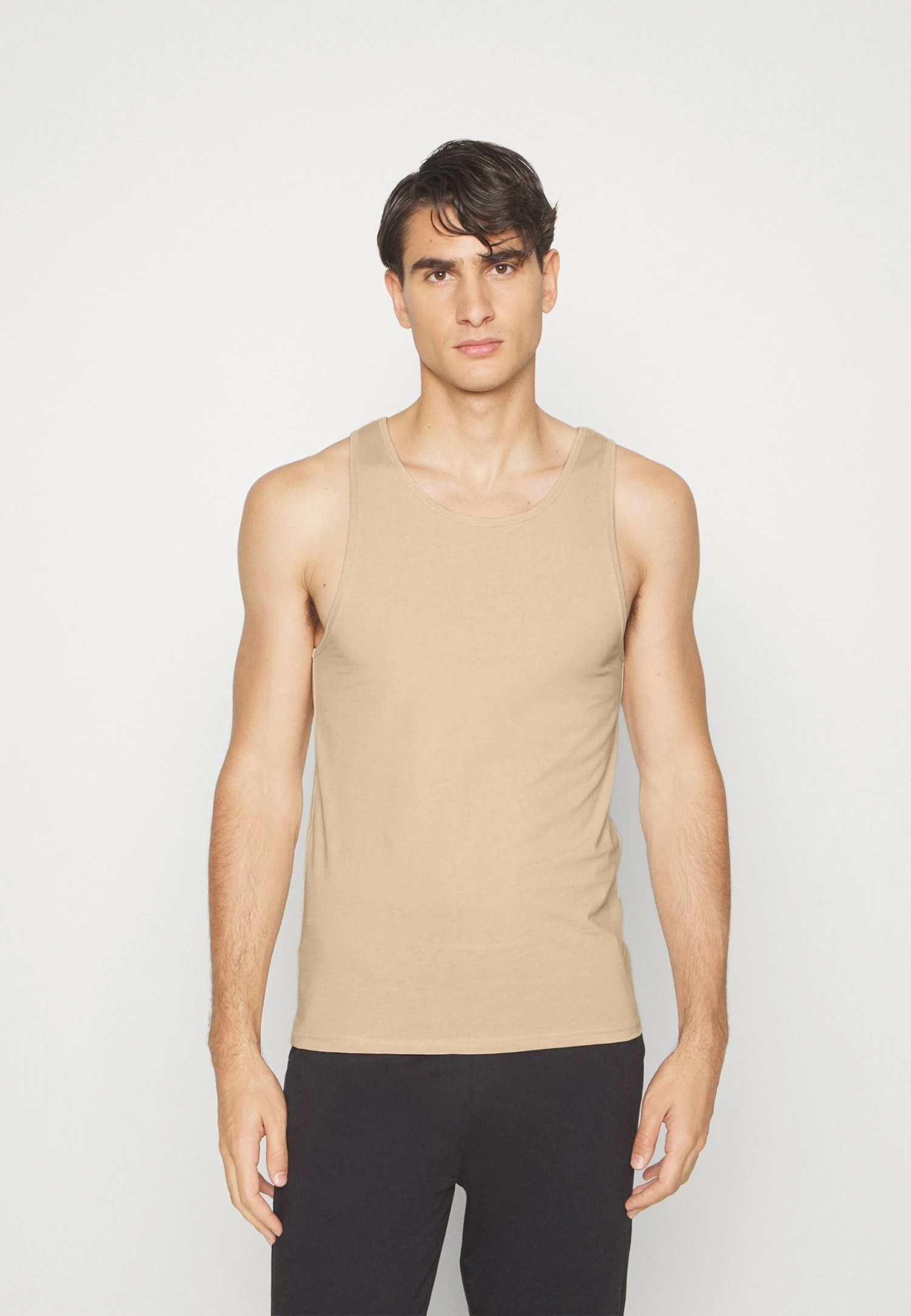 Pier One 3Pck Skin Tone Rib Vest- Undertrøye - Beige 4 Pier One 3Pck Skin Tone Rib Vest- Undertrøye - Beige - Bilde 2