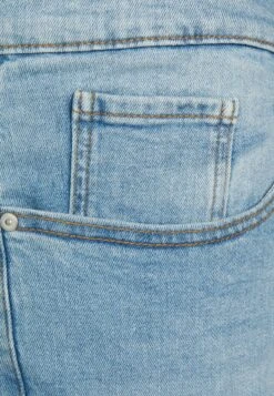 Pier One Jeans Straight Leg -Light Blue Denim 7 Pier One Jeans Straight Leg -Light Blue Denim -Moderne Klaer c750da3e4fdd4b8cbe0eb95d0ebfa734
