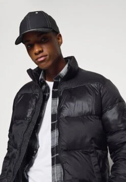 Pier One Block Puffer - Vinterjakke - Black 11 Pier One Block Puffer - Vinterjakke - Black -Moderne Klaer d70552691ab94c6d85dc6ddbe3856dec