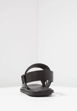 Pier One Sandaler - Black -Moderne Klaer e819b7c59f5a477281c4a36bc41d12ad