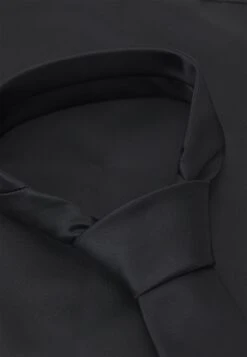 Pier One Set - Lommetørkle - Black/Black -Moderne Klaer e87696ae8c274ab583e15ca335677010