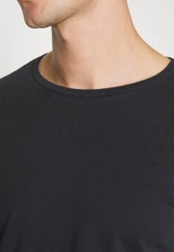 Pier One 2 Pack - Topper Langermet - Bordeaux/Dark Blue -Moderne Klaer eb4514286e5440159a9ae5fde4e2bf28