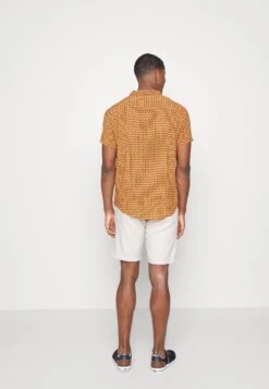 Pier One Linen Blend Drawcord Shorts- Shorts - Beige 13 Pier One Linen Blend Drawcord Shorts- Shorts - Beige -Moderne Klaer fd65d1e3000a44b5a0c7031a30758b26